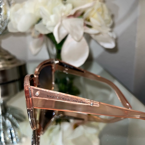 Beautiful Marc Jacobs sunglasses - Picture 4 of 6